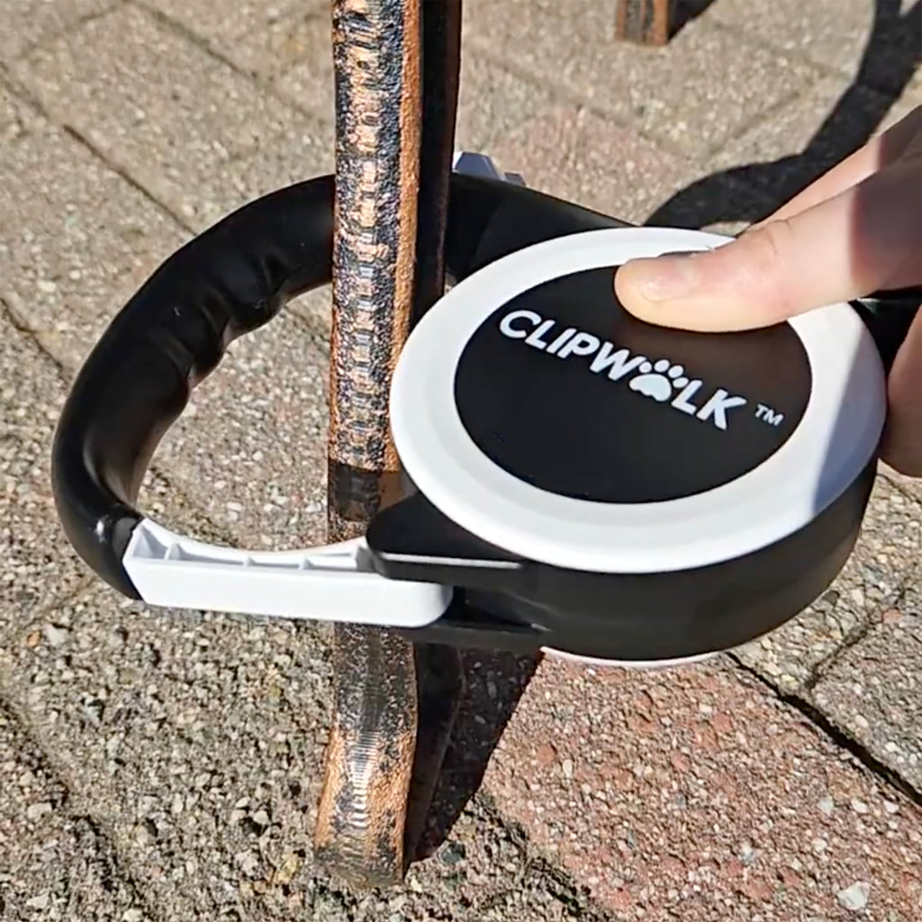 ClipWalk™ – Carabiner-Handle Retractable Hands-Free Dog Leash